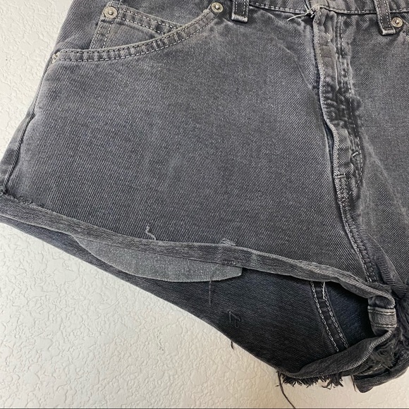 Levi’s Cheeky Cut Off Booty Short Festival Black Cutoffs - Picture 2 of 6